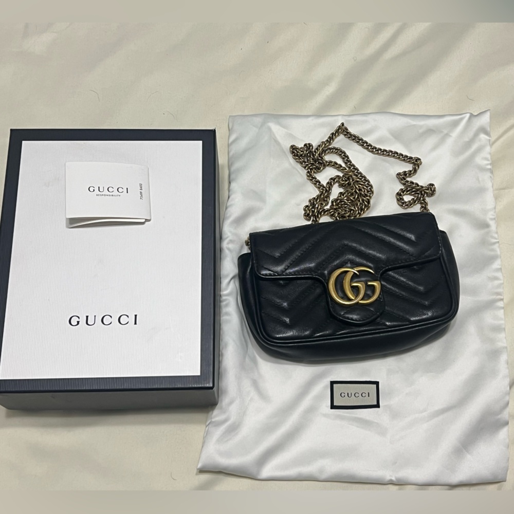 Calfskin Matelasse Super Mini GG Marmont Crossbody Bag